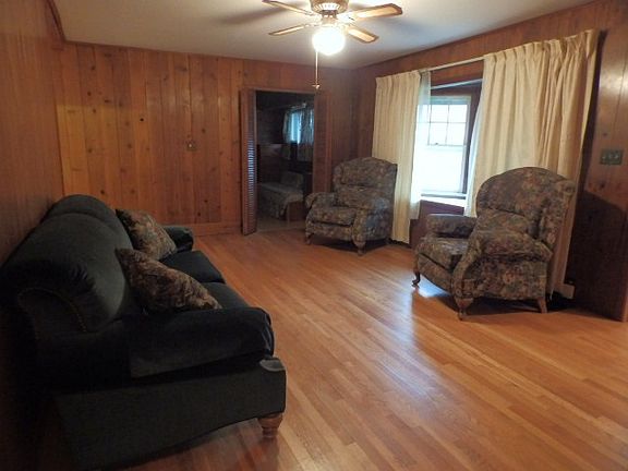 5th image of 22 Farmer St