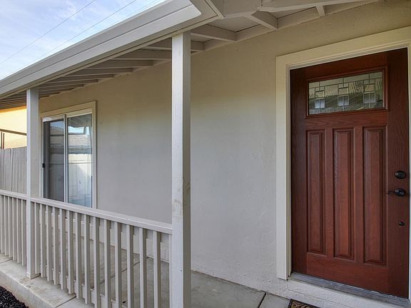 4th image of 5710 48th Ave