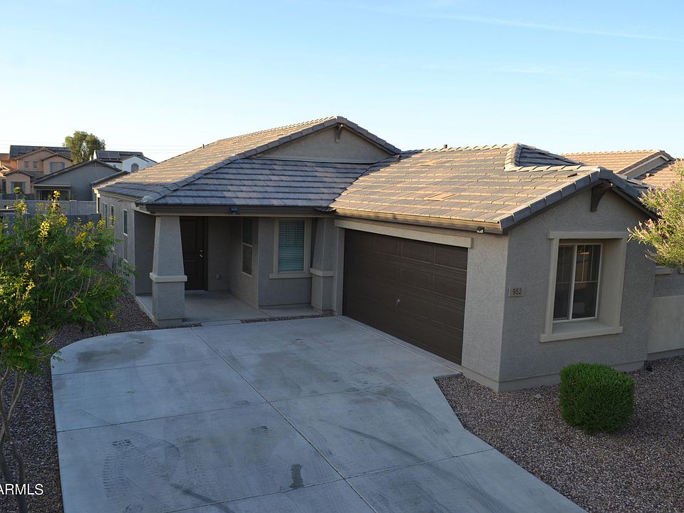 1st image of 952 W KACHINA Drive