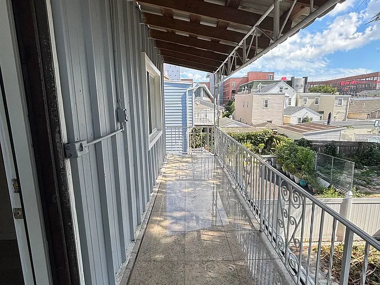 80 E 24th St #2 — Photo 8