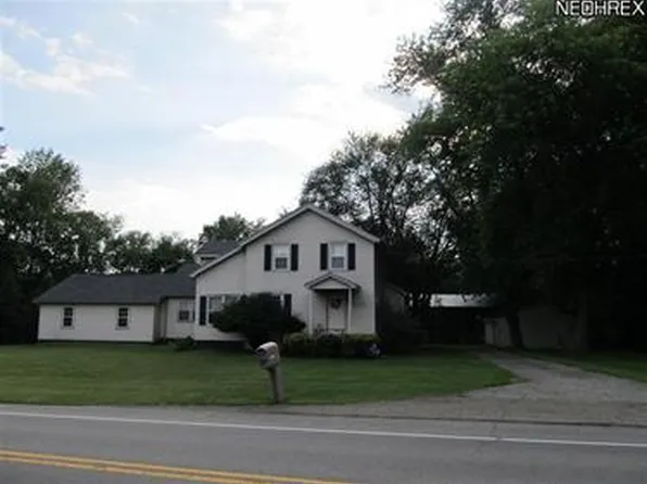 2555 Niles Cortland Rd NE, Cortland, OH 44410