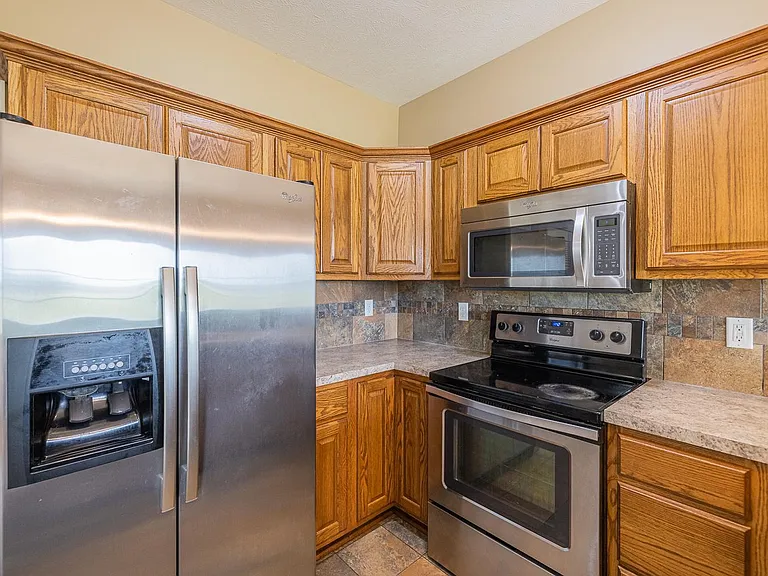3216 King Ridge Blvd — Photo 9