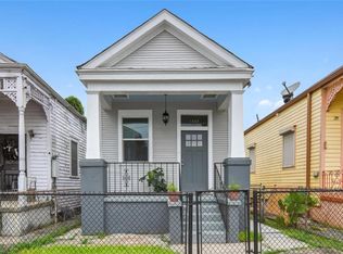 1438 Leonidas St, New Orleans, LA 70118