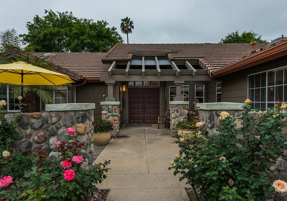 1st image of 1311 Mountain Park Pl