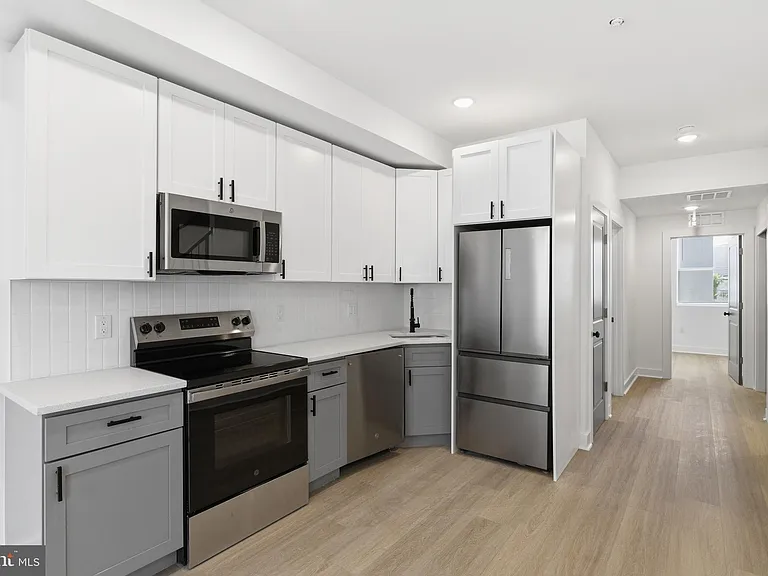 2123 N 9th St #2 — Photo 13