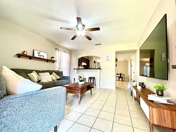 3rd image of 11117 Carrizo Dr