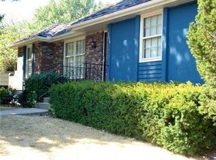 7728 Westridge Rd, Raytown, MO 64138