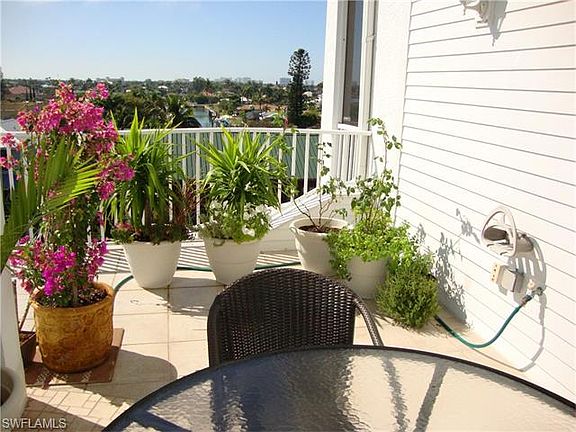 2nd image of 140 Palm St #4