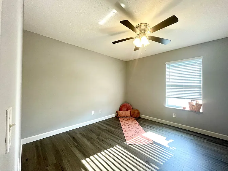 Village Park Townhomes | 2 & 3 Bedroom Apartments in Lady Lake, FL — Photo 32