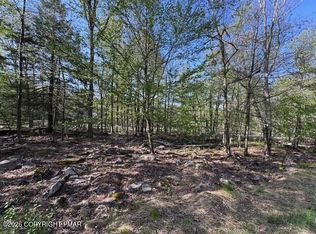 39 Diamond Ct, South Sterling, PA 18460