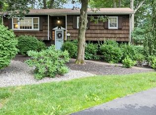 5 Eastlyn Ct, Bardonia, NY 10954