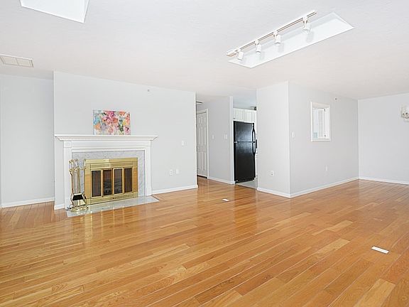 3rd image of 74 Harrington Farms Way Unit 74