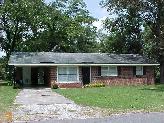 1st image of 102 Montgomery Dr