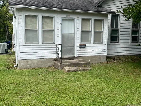 429 W South St, Warrensburg, MO 64093