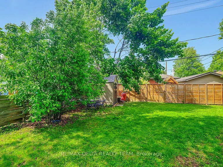 2012 Haig Dr #B — Photo 33