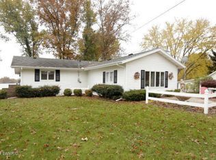 60701 Bert Rd, Colon, MI 49040