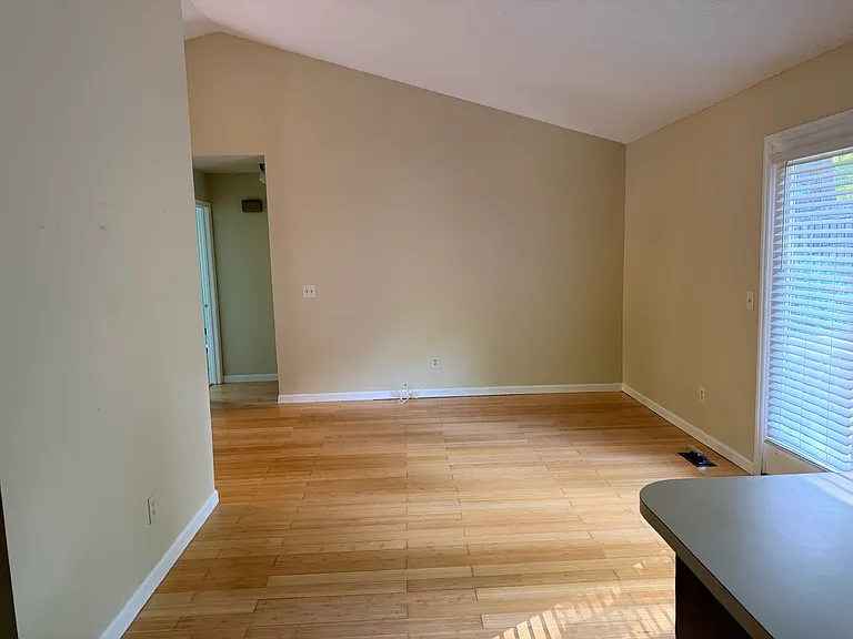 205 Wyatts Pond Ln — Photo 6