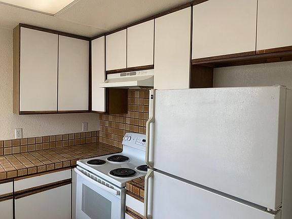 5th image of 1007 Beryl St