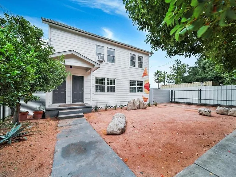 115 Hunt St — Photo 3