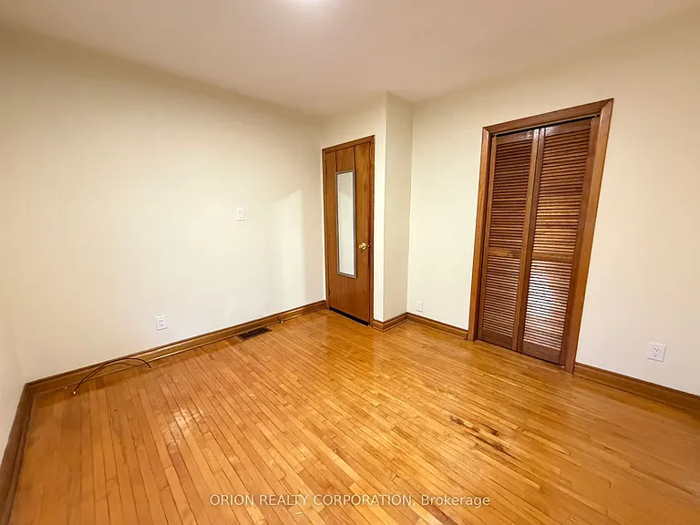 3 Romar Cres — Photo 27
