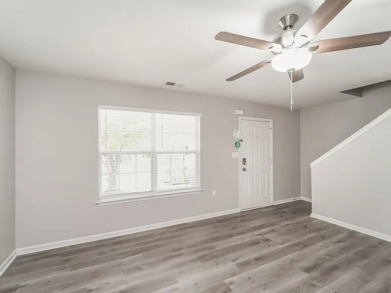 5122 Grays Ridge Dr — Photo 6