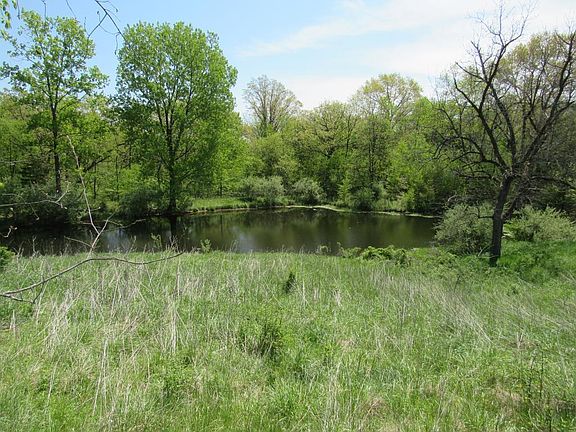 4th image of 10425 Jewel Ave