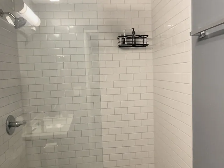 2828 N Burling St #417 — Photo 9