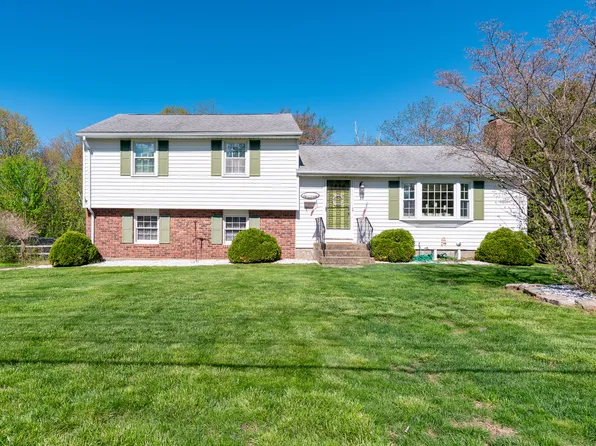 23 Fairlane Drive, Wethersfield, CT 06109