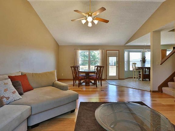 4th image of 7248 Moonbay Ct