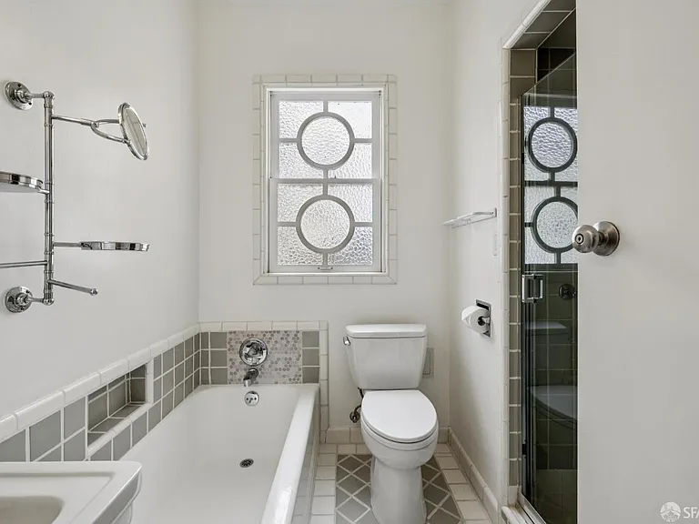 3337 Clay St #5 — Photo 46