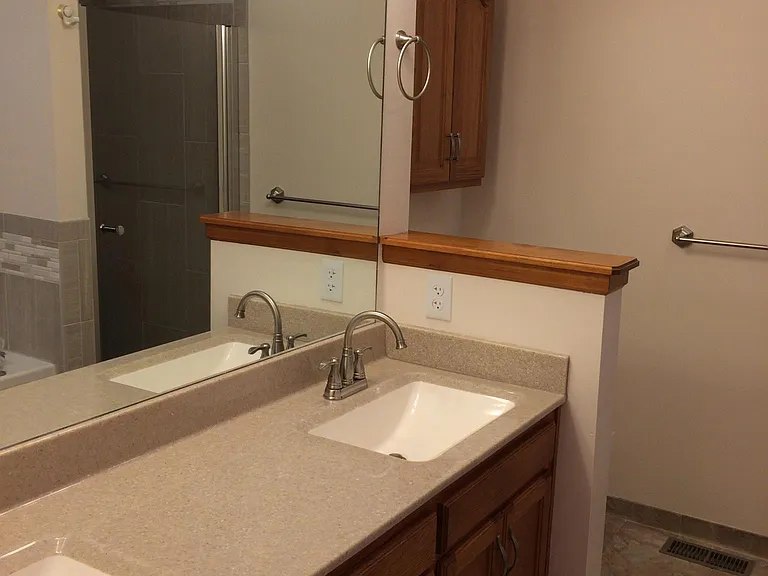 1200 NE Franklin Dr — Photo 19