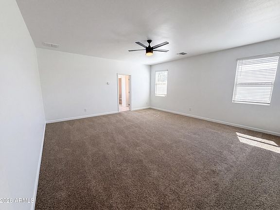 4th image of 30568 W CLARENDON Avenue