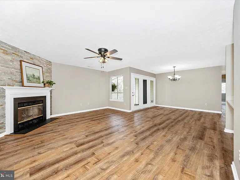 2112 Whitehall Rd #1C — Photo 5