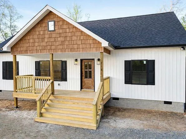 218 Fishermans Point Rd, Roxboro, NC 27574