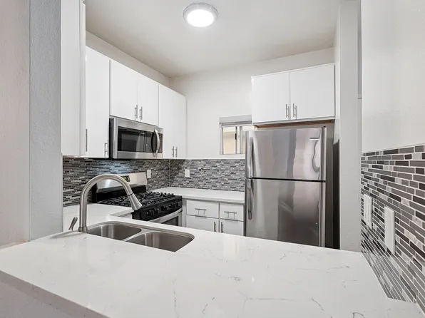 Sylvan Apartments, 14648 Sylvan St #7, Van Nuys, CA 91411