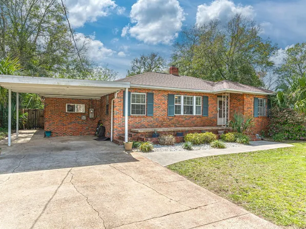 3315 Bayou Dr, Pensacola, FL 32505