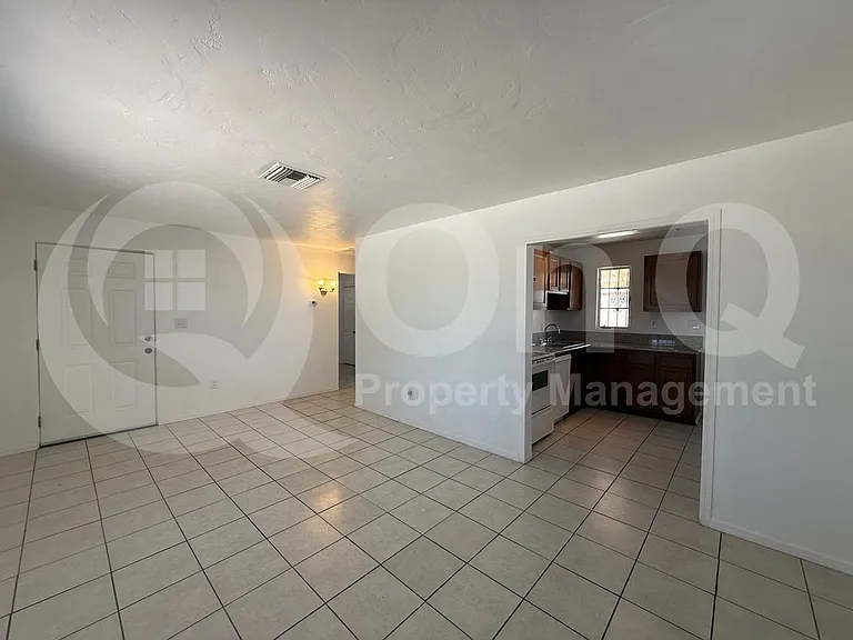 4602 E Calle Corta — Photo 6