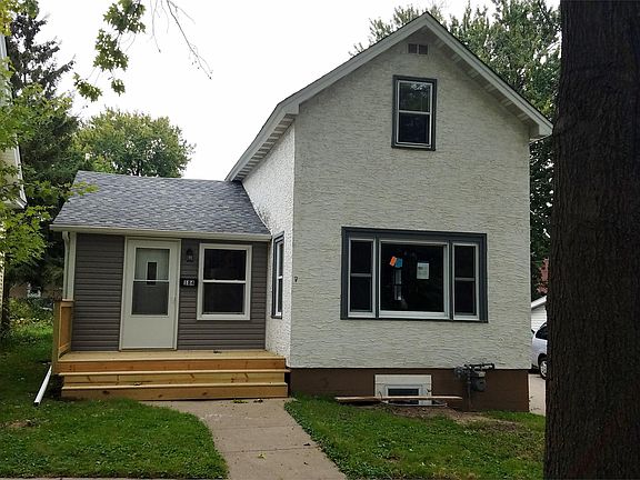 2nd image of 184 Wyoming St E
