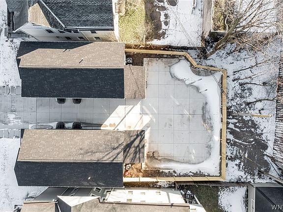 3rd image of 1017 Lafayette Ave