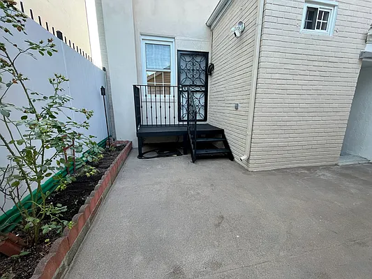 Rented by A Kinetic Solutions LTD | media 23