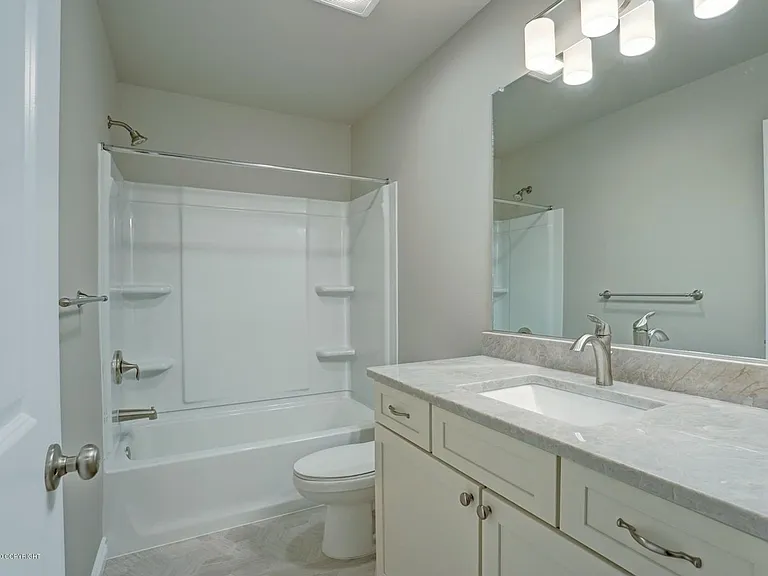 1455 E Esty Dr — Photo 29