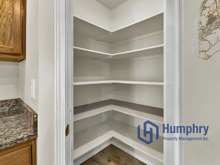 3956 E Granger Dr — Photo 19