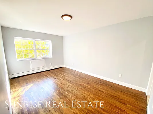 Rented by Sunrise Real Estate | media 24