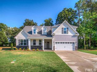 122 Yellowwood Ave, Zebulon, NC 27597