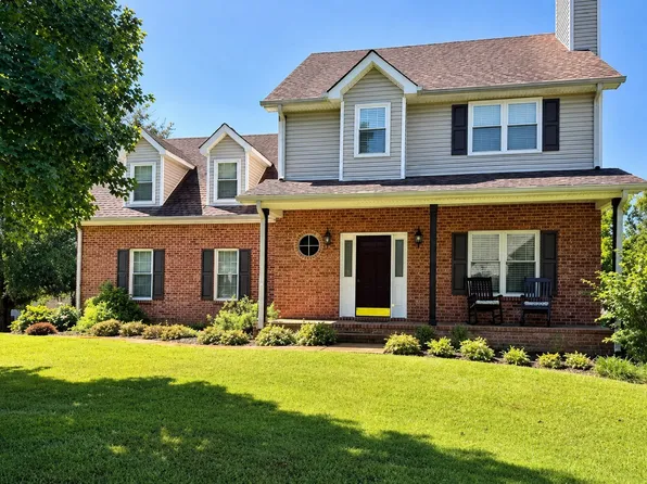 2801 Curacao Ln, Thompsons Station, TN 37179