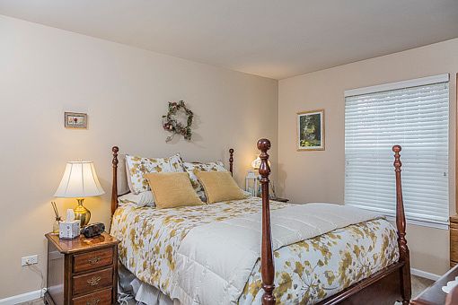 5th image of 681 Thorntree Ct APT B1