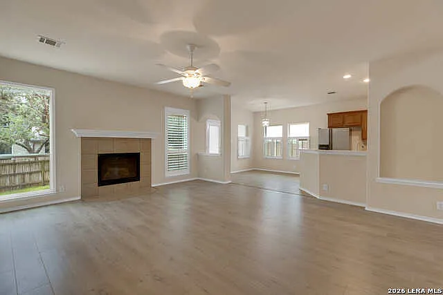 18615 Rogers Gln — Photo 4