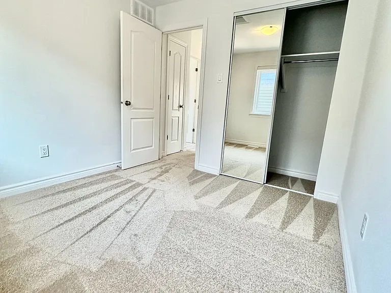 532 Supernova St — Photo 28