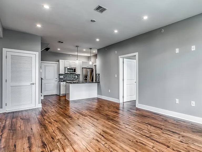 330 Cambridge St #2B — Photo 7