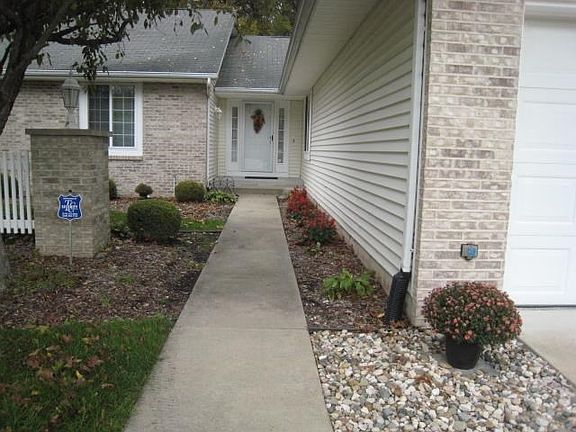 2nd image of 18585 Garwood Ct